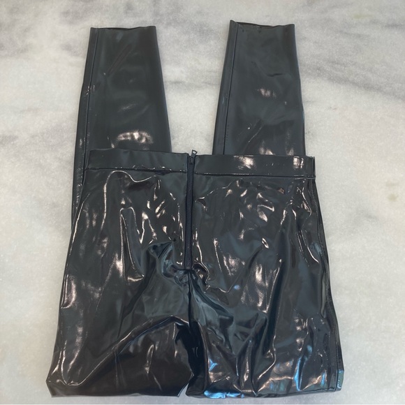 ALICE AND OLIVIA Maddox Black Faux Patent Leather Skinny Pants NWT - Picture 7 of 11